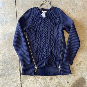 Women’s sweater with zip up sides